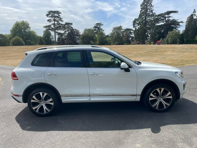 Volkswagen Touareg 2016 3.0 Tdi V6 Bluemotion Tech R-line Suv Die White #6