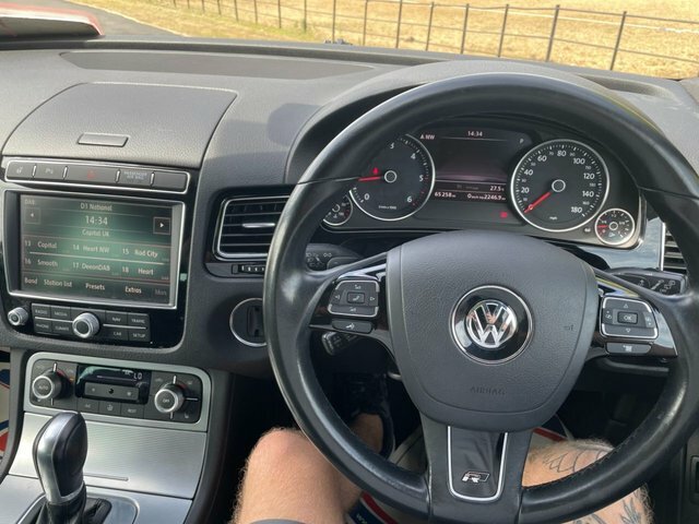 Volkswagen Touareg V6 R Line Plus Tdi Bluemotion Technology Black #17