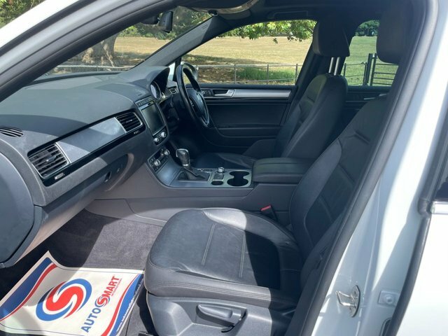 Volkswagen Touareg V6 R Line Plus Tdi Bluemotion Technology Black #9