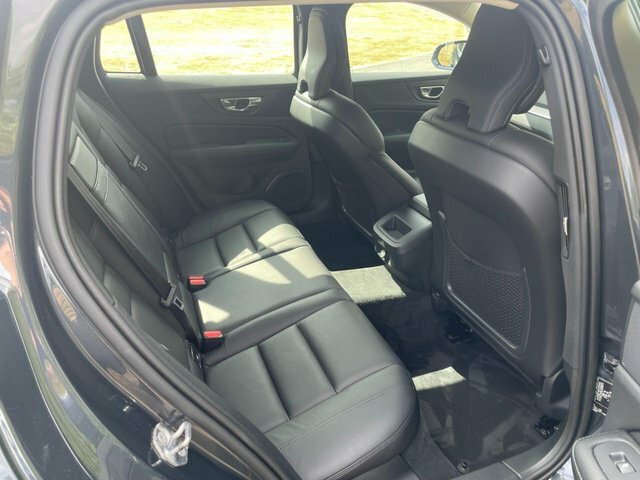 Volvo V60 2.0 D3 Inscription Pro Estate Euro Gold #12