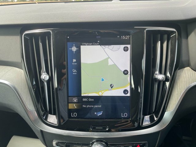 Volvo V60 2.0 D3 Inscription Pro Estate Euro Gold #24