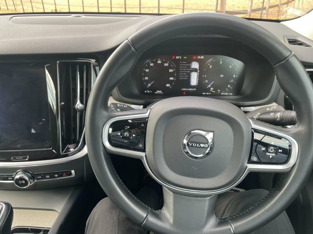 Volvo V60 2.0 D3 Inscription Pro Estate Euro Gold #16