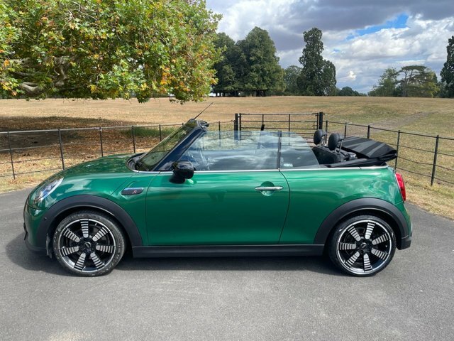 Mini Convertible 2022 2.0 Cooper S Exclusive Convertible VO22OWV Green #3