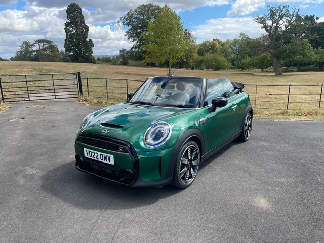 Mini Convertible 2022 2.0 Cooper S Exclusive Convertible Green