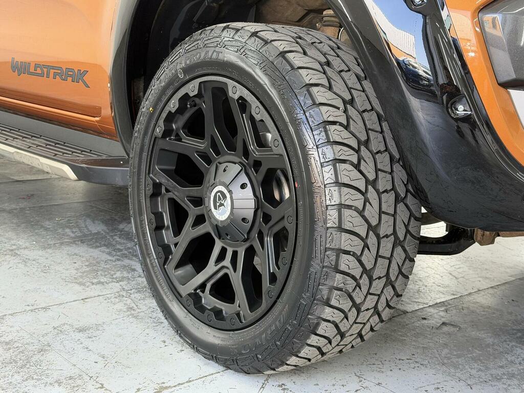 Ford Ranger 3.2 Tdci Wildtrak 4Wd Euro 5 Ss Orange #2