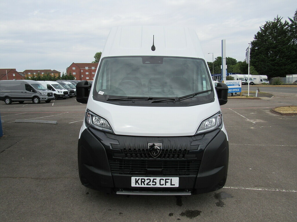 Peugeot Boxer 2.2 Bluehdi 335 Professional Panel Van White #8