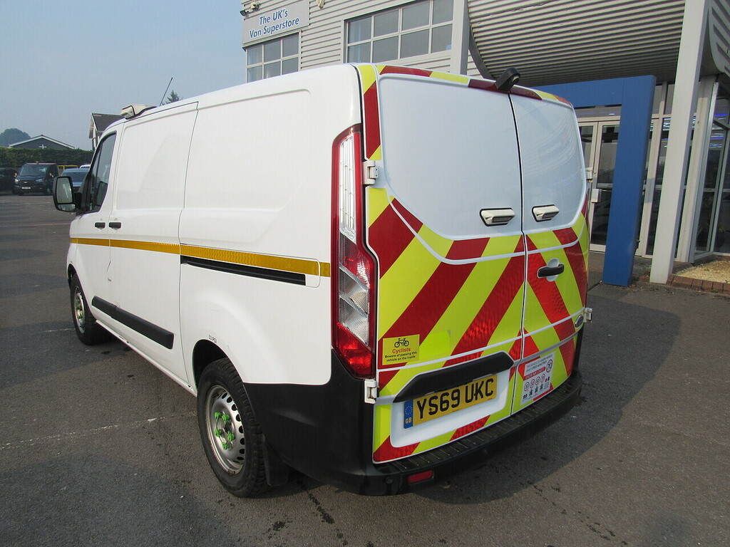 Ford Transit Custom 320 Ecoblue Euro 6 Van With Air Con Work Lamps Rac White #3