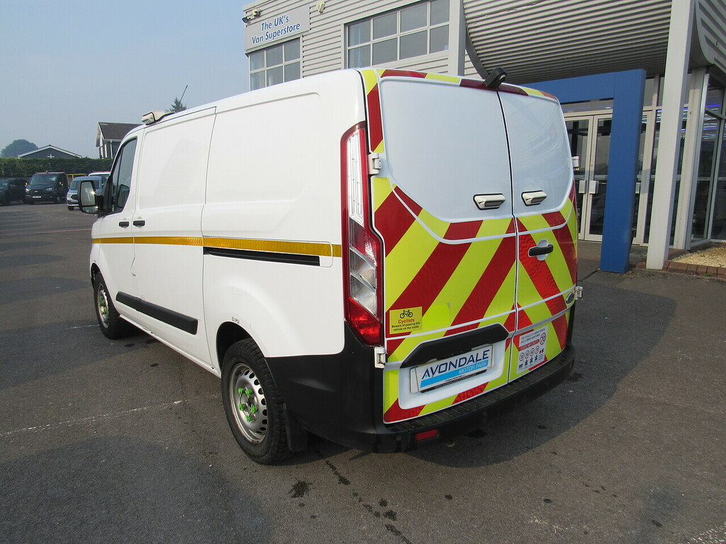 Ford Transit Custom 320 Ecoblue Euro 6 Van With Air Con Work Lamps Rac White #4