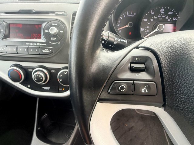 Kia Picanto 1.0 1 Hatchback Euro 5 68 Bhp Red #11