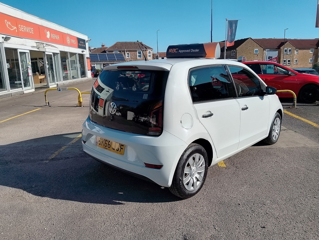 Volkswagen Up Take Up White #3