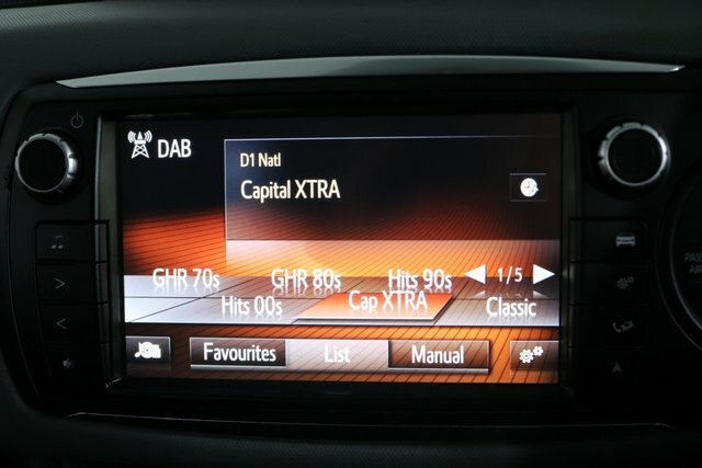 Toyota Yaris 1.33 Dual Vvt-i Sport Hatchback DK16AEC Red #4
