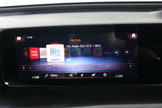 Mercedes-Benz EQC Eqc 400 80Kwh Amg Line Premium Suv Grey #54