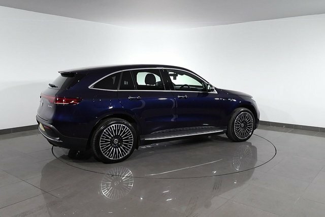 Mercedes-Benz EQC Eqc 400 80Kwh Amg Line Premium Suv Grey #90