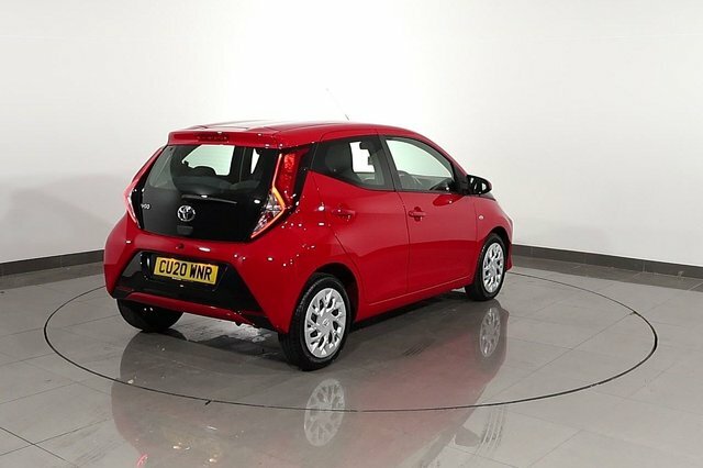 Toyota Aygo 1.0 Vvt-i X-trend 5-Dr White #70