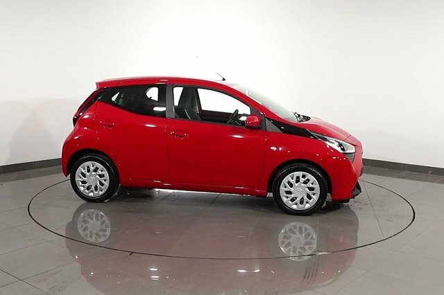 Toyota Aygo 1.0 Vvt-i X-trend 5-Dr White #83