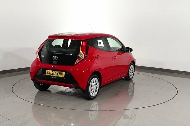 Toyota Aygo 1.0 Vvt-i X-trend 5-Dr White #69