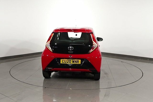Toyota Aygo 1.0 Vvt-i X-trend 5-Dr White #64