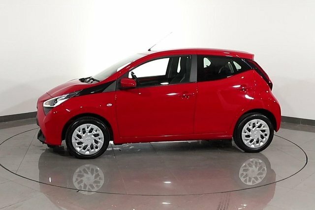 Toyota Aygo 1.0 Vvt-i X-trend 5-Dr White #17