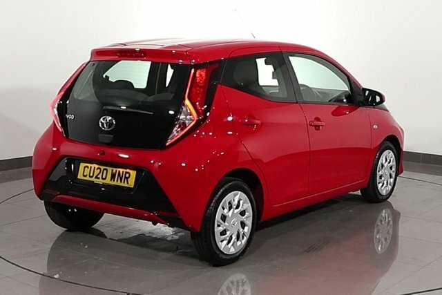 Toyota Aygo 1.0 Vvt-i X-trend 5-Dr White #2