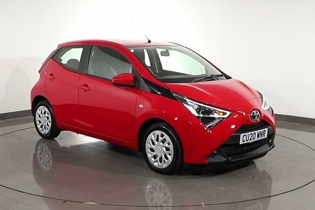 Toyota Aygo 1.0 Vvt-i X-trend 5-Dr White #1