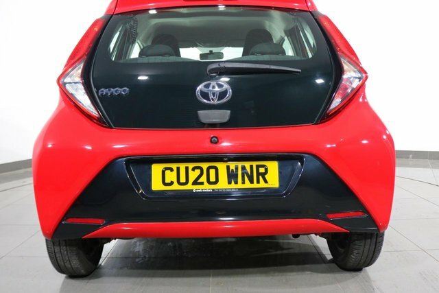 Toyota Aygo 1.0 Vvt-i X-trend 5-Dr White #57