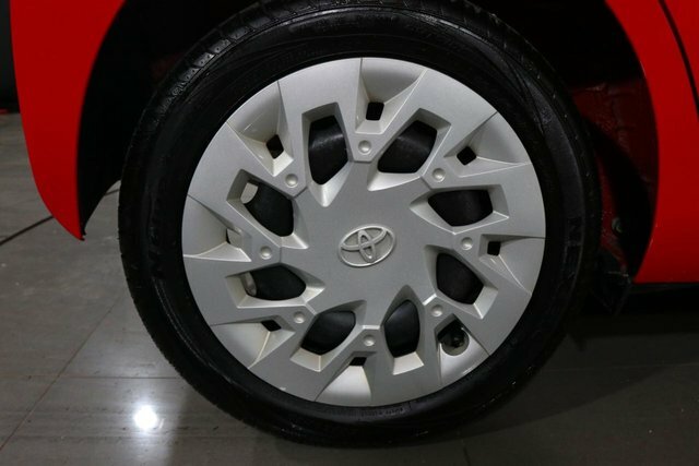 Toyota Aygo 1.0 Vvt-i X-trend 5-Dr White #20