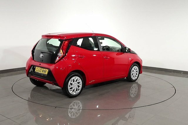 Toyota Aygo 1.0 Vvt-i X-trend 5-Dr White #72