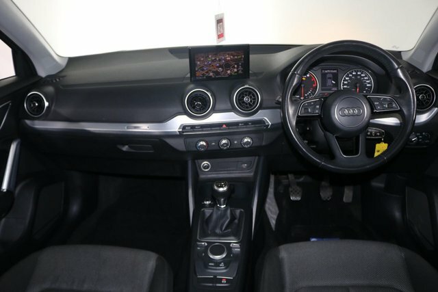 Audi Q2 1.4 Tfsi Cod Sport Suv Euro 6 S YS17PKX Grey #3
