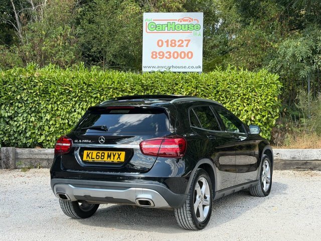 Mercedes-Benz GLA Class 2.1 Gla200d Sport Premium Black #2