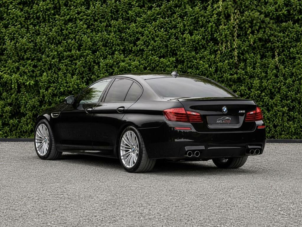 BMW M5 4.4 M5 Saloon Black #2