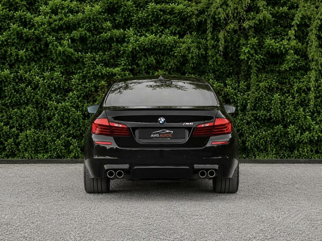 BMW M5 4.4 M5 Saloon Black #3