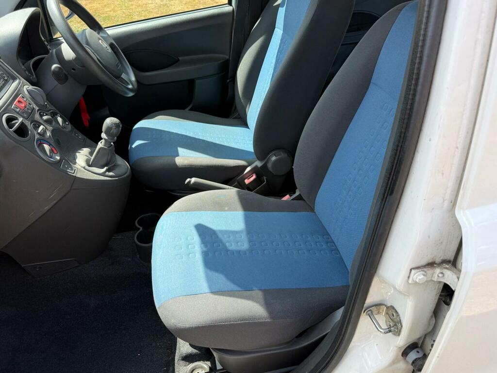 Fiat Panda 1.2L 1.2 Easy Euro 5 White #18