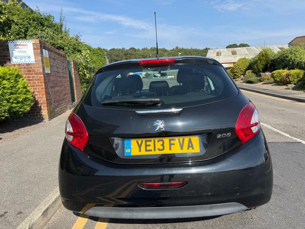 Peugeot 208 1.2 Vti Active Euro 5 Black #6