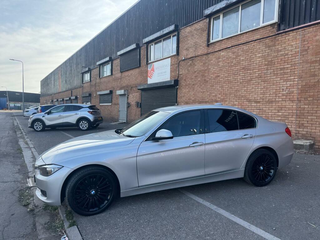 BMW 3 Series 318D M Sport White #9