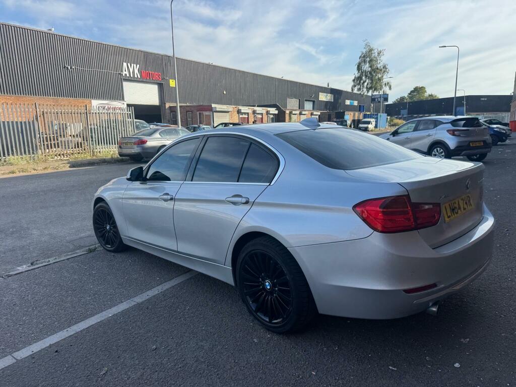 BMW 3 Series 318D M Sport White #13