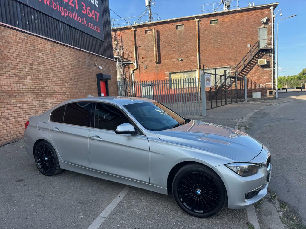 BMW 3 Series Luxury Silver