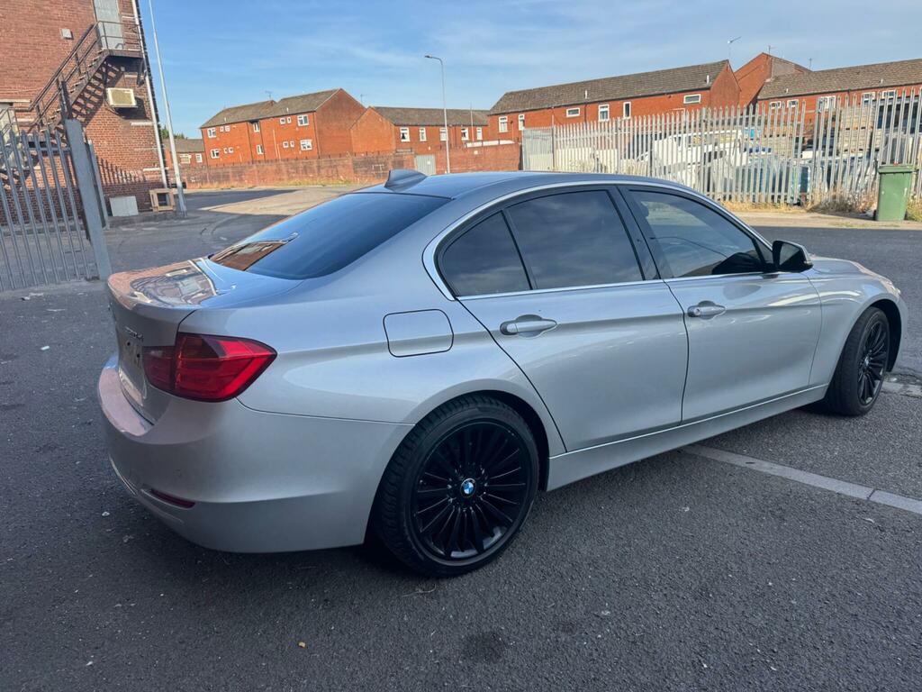 BMW 3 Series 318D M Sport White #20