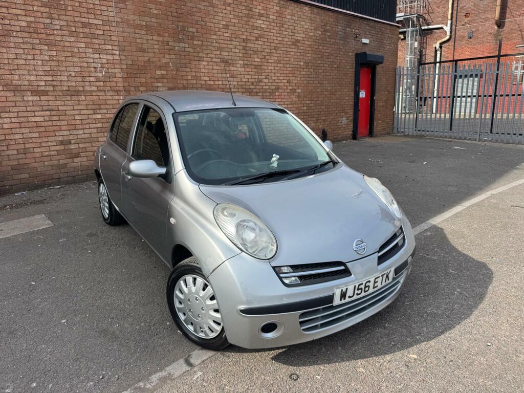 Nissan Micra Spirita Silver