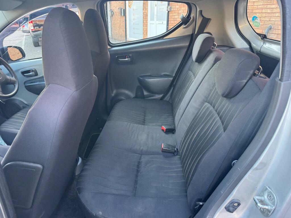 Nissan Pixo 1.0 N-tec Euro 5 Red #15