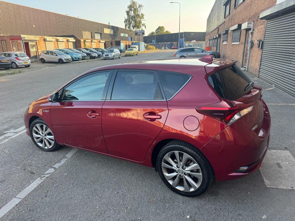 Toyota Auris 1.8 Hybrid Design Tss Cvt Nav  #8
