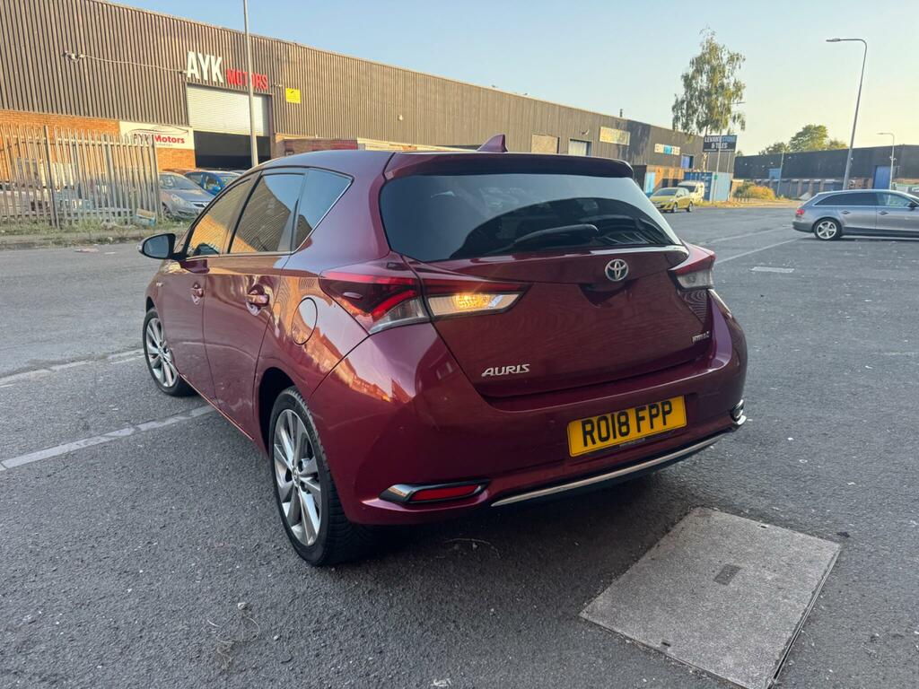 Toyota Auris 1.8 Hybrid Design Tss Cvt Nav  #9