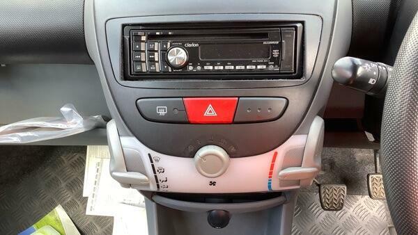 Peugeot 107 Kiss Black #6