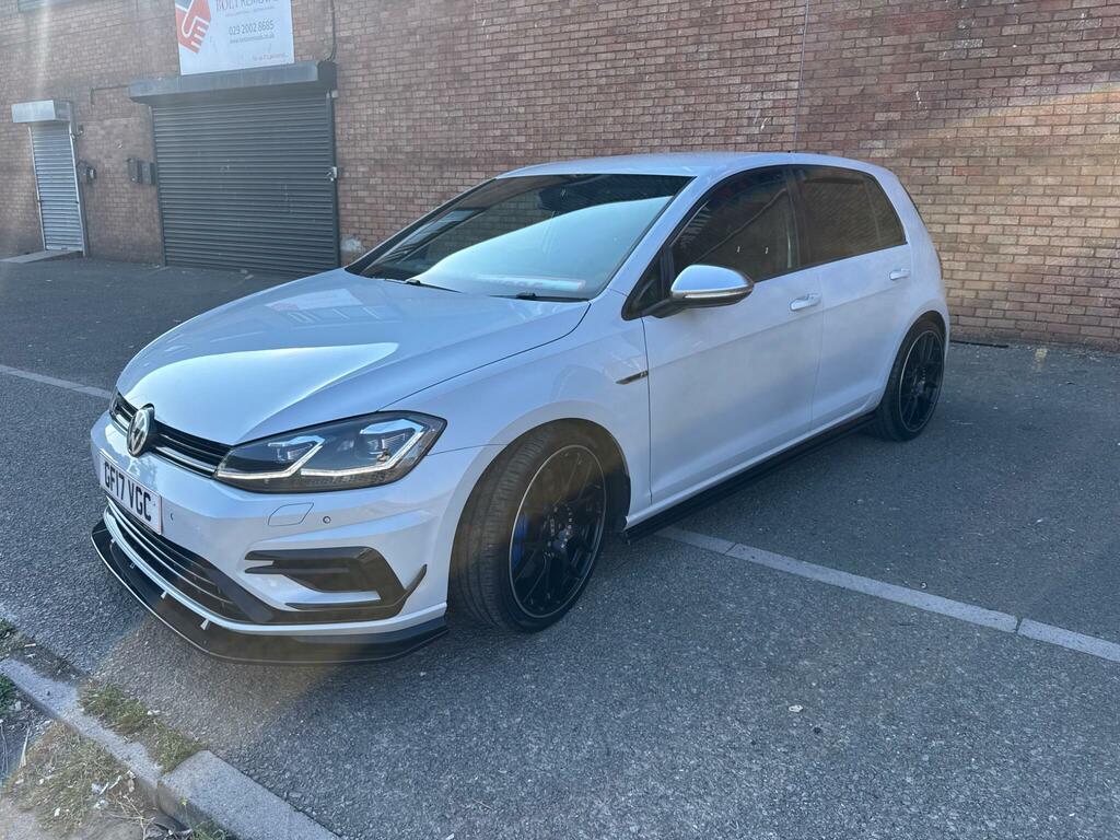 Volkswagen Golf R Silver #4