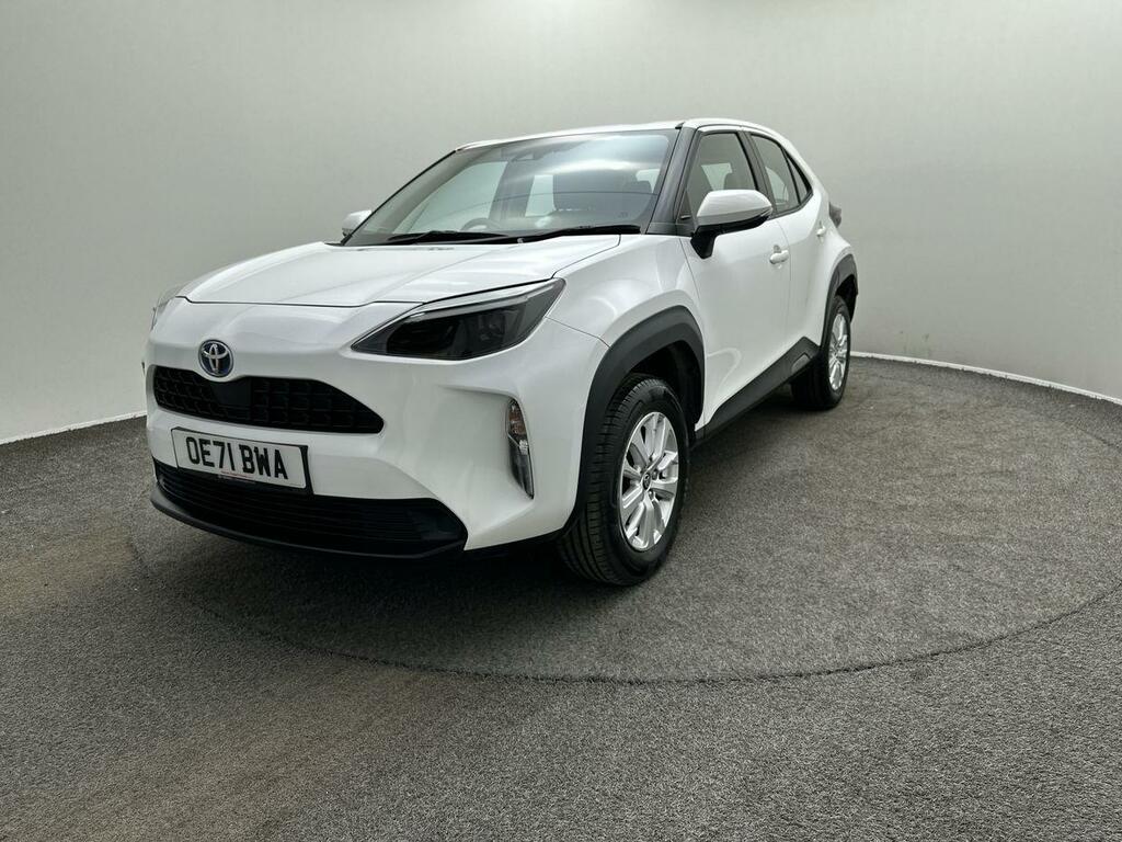 Toyota Yaris Cross Cross Icon Hev OE71BWA White #4