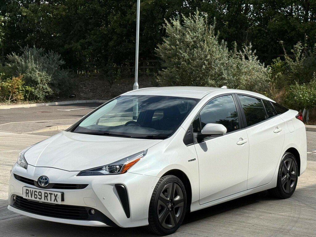 Toyota Prius Hatchback 1.8 Vvt-h Excel Cvt Euro 6 Ss 15 RV69RTX White #6