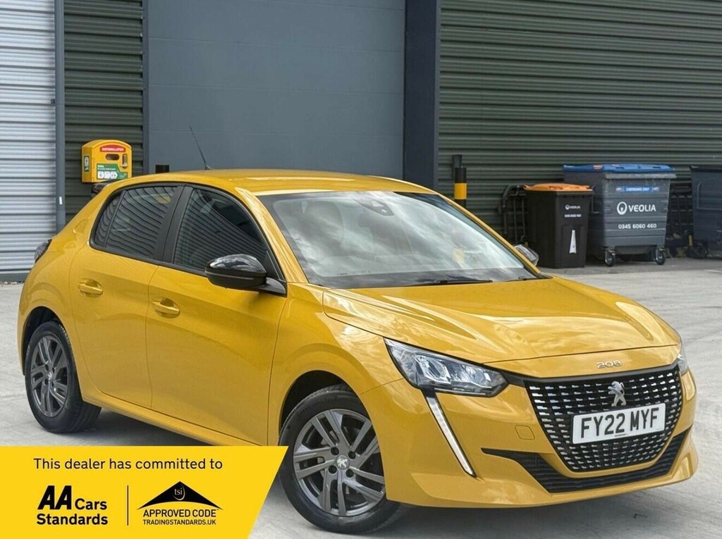 Peugeot 208 Hatchback 1.2 Puretech Active Premium Eat Euro 6 Yellow