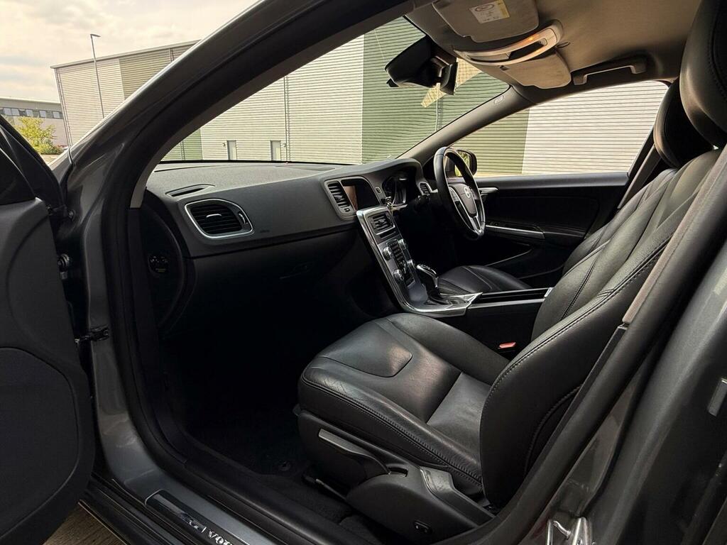 Volvo V60 D4 190 Se Nav Geartronic Leather Grey #35
