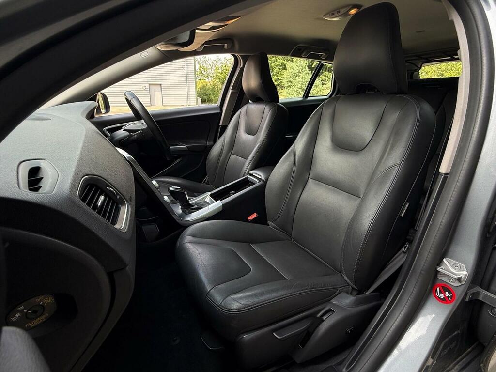 Volvo V60 D4 190 Se Nav Geartronic Leather Grey #36