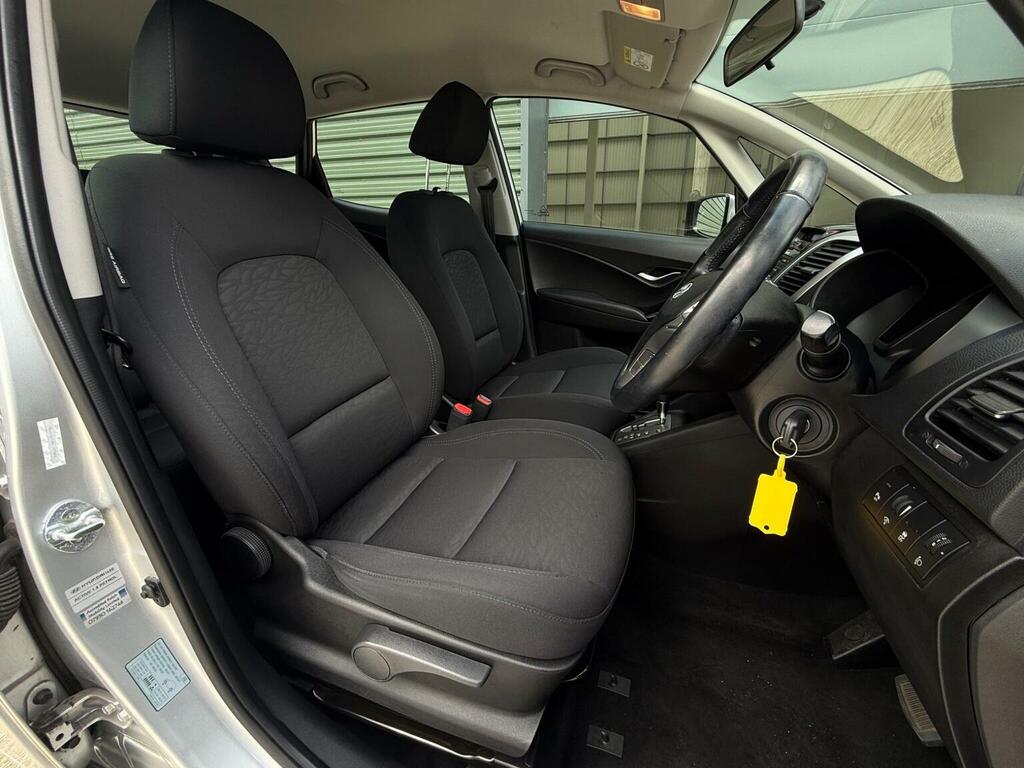 Hyundai Ix20 1.6 Crdi Style Hatchback Euro 5 White #20