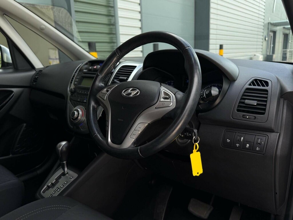Hyundai Ix20 1.6 Active Euro 5 Silver #3